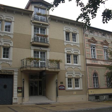 Oereg Miskolcz Hotel Exterior photo