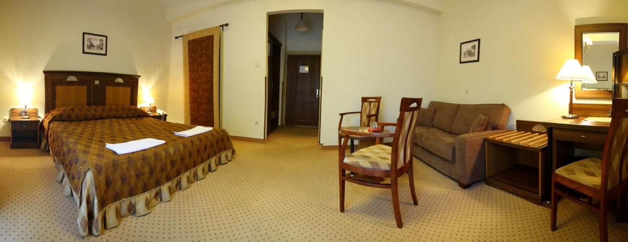 Oereg Miskolcz Hotel Exterior photo